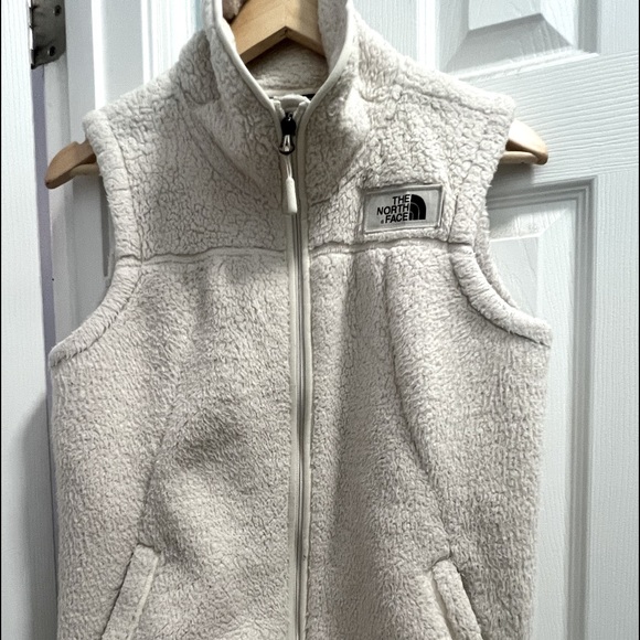 North Face Fleece Vest in Cream - Picture 1 of 8